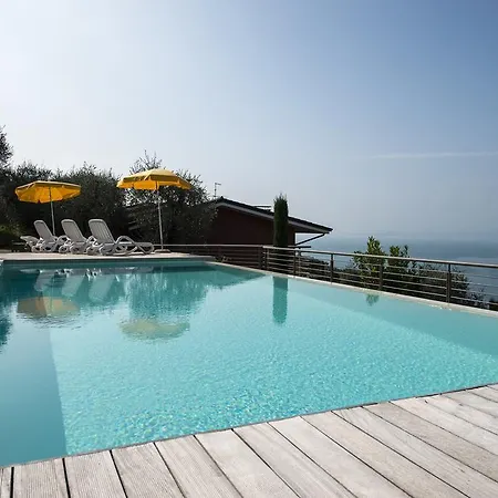 Gianni Apartament *